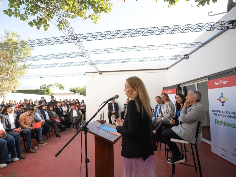 Eva Jané Llopis. “El cambio de paradigma en torno a la salud mental es fundamental, especialmente después de la pandemia”.