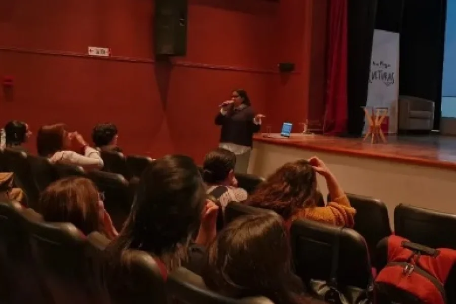 Apoyo institucional a trabajadores de museos. Apoyo institucional a trabajadores de museos.