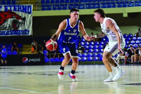 Riachuelo ante Ferro, en el inicio de la última gira de la fase regular