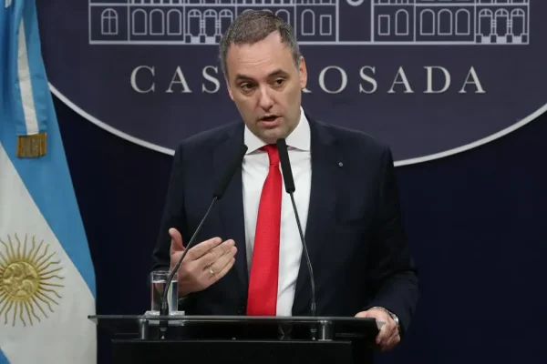 El Gobierno anunció un endurecimiento de la política migratoria