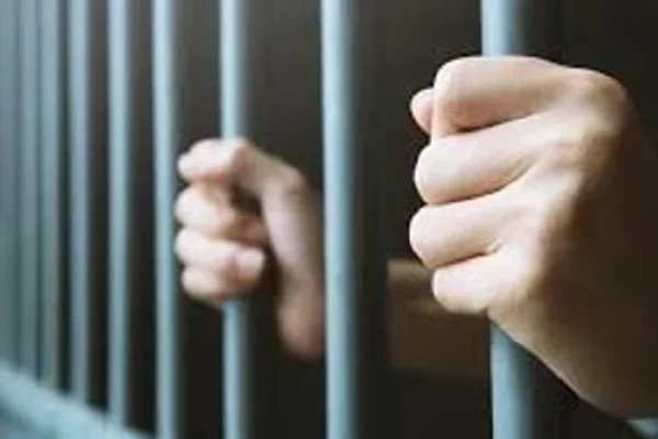 Mató a cuchillazos a su mejor amigo tras sorprenderlo teniendo sexo con la madre de sus cinco hijos
