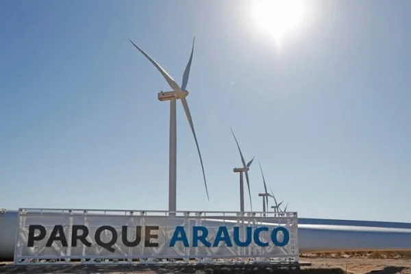 Parque Arauco completó el montaje de su nuevo parque eólico en La Rioja