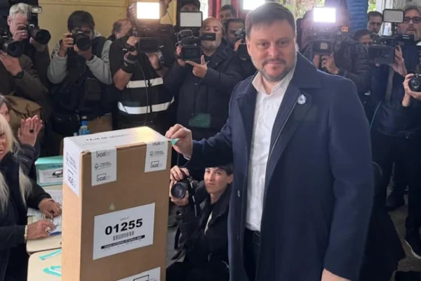 Santoro condenó el falso video de Mauricio Macri que fue viralizado por cuentas libertarias: “Eso es trampa”