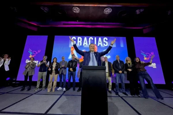Tras el triunfo en la Ciudad, LLA revaloriza al PRO para aliarse en la provincia: “Es más que Macri”