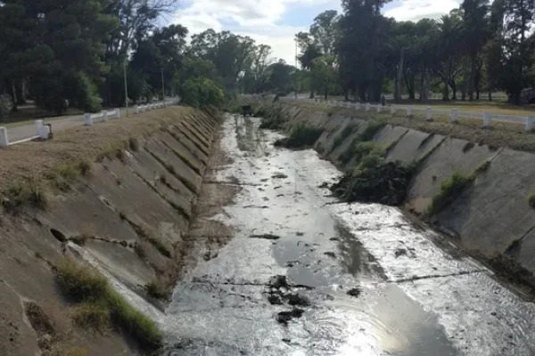 Bahía Blanca: reconstruirán el canal Maldonado afectado por el temporal