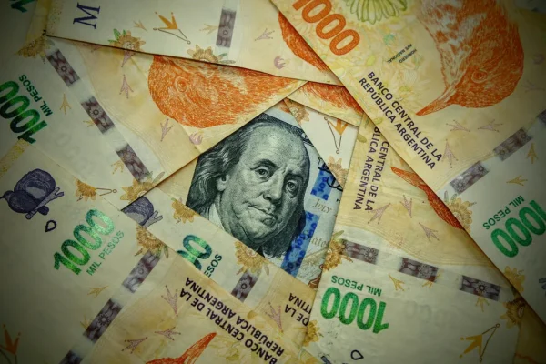 Bajó el dólar tras los anuncios del Gobierno: ¿Se puede ir a $1.000?