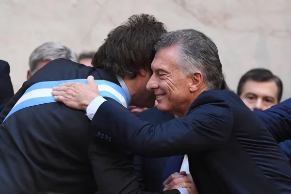 Milei anunció una alianza con el PRO para darle una