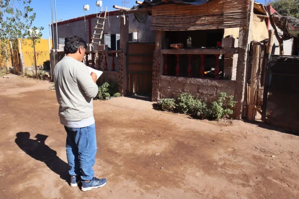 El Gobierno avanza en Vinchina con la regularización de viviendas de más de 100 familias