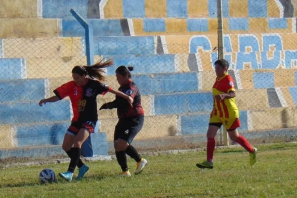 Torneo Femenino: Dos equipos mandan en la tabla de la Zona