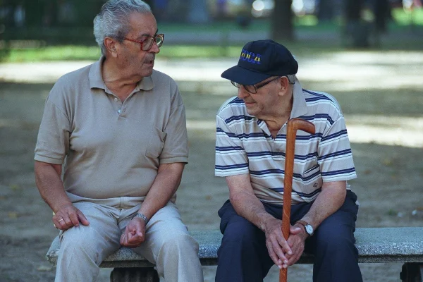 Jubilados y pensionados nacionales recibirán un aumento del 2,8% en junio