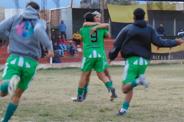 El Verde le ganó a Estrella y es el nuevo líder de la Zona A