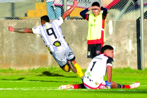 El “Defe” celebró una histórica goleada