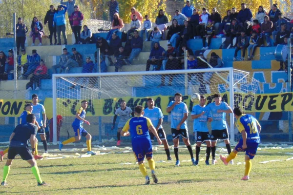 Defensores sigue de racha y a puro gol derrotó al Celeste