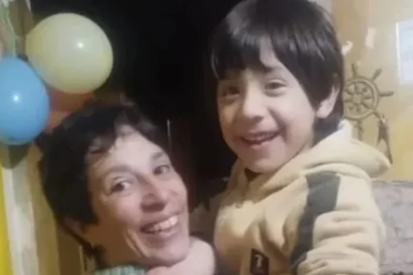 Horror en Florencio Varela: ratificaron que la mujer mató a su hijo con autismo y luego se quitó la vida