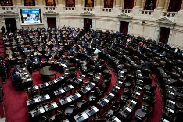 Diputados debate moratoria previsional, bono a jubilados y emergencia en discapacidad con quórum ajustado