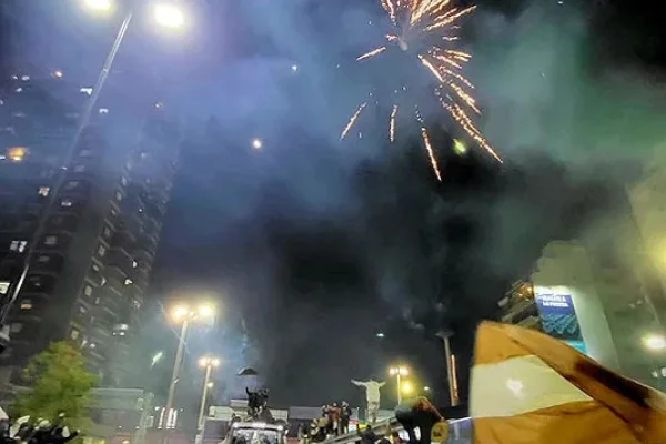 La impresionante caravana de Platense luego de salir campeón del Torneo Apertura