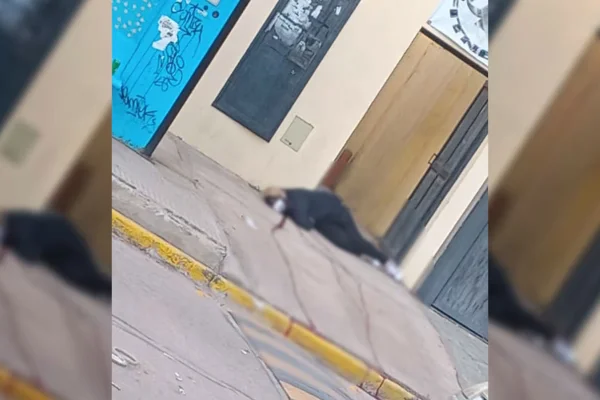 Un policía mató a la novia de su exmujer en un gimnasio de Moreno y se atrincheró