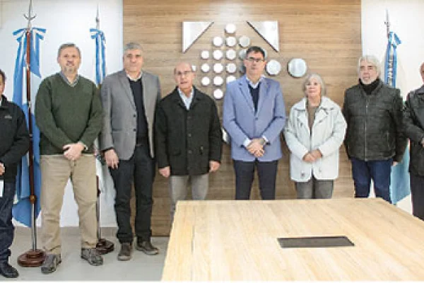 UNDeC firmó convenios con la UNCa y Colegio de Agrimensores