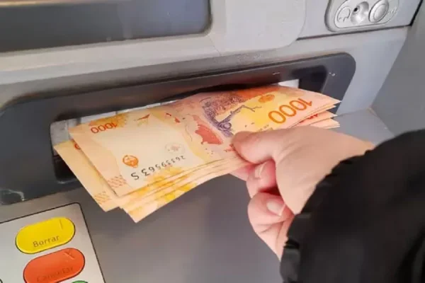 Finaliza el pago de sueldos a la administración pública