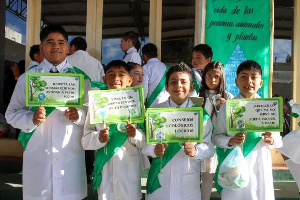 Promesa de Cuidado Ambiental: Un Compromiso Colectivo desde las Escuelas de Distritos
