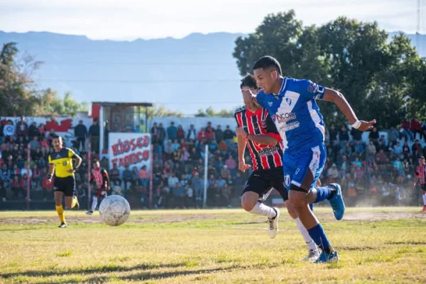 San Francisco y Chacarita definen al primer finalista del Provincial de Clubes