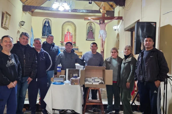 Amigos vichigasteños realizaron importante donación a la Iglesia de Vichigasta