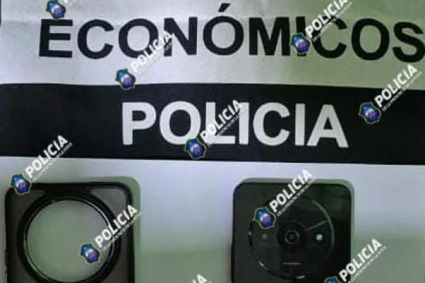 Investigaciones recuperó dos telefonos de alta gama en la capital
