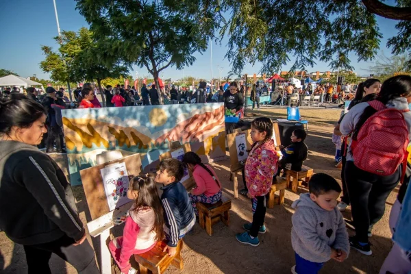 La Eco Feria reunió a miles de riojanos en el Parque de las Juventudes