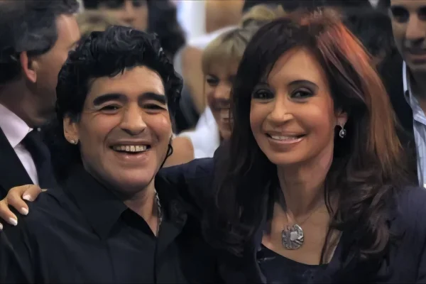 El contundente gesto de Jana Maradona tras el fallo contra Cristina: la foto con Diego