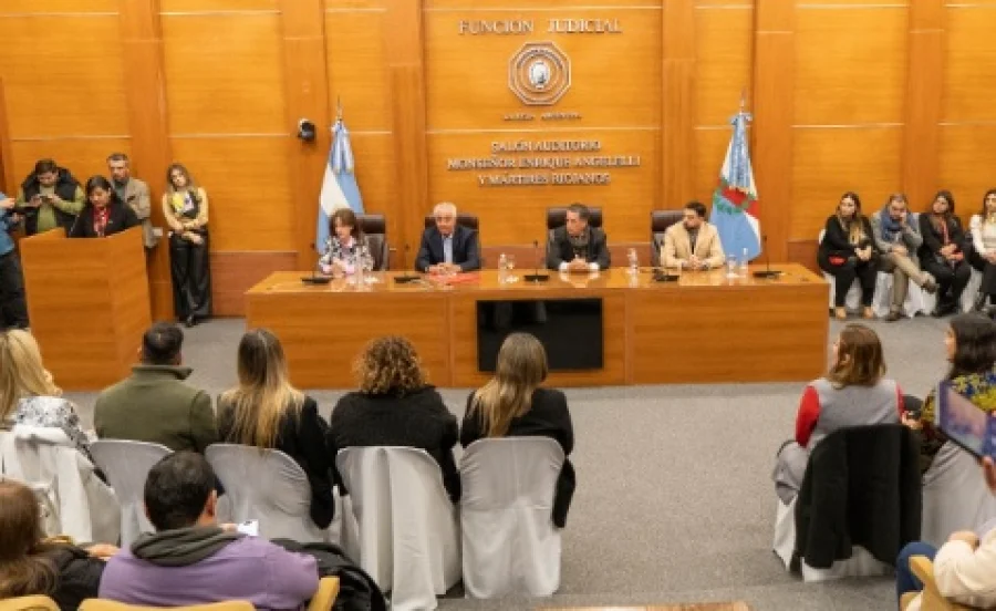 Ministro Vergara. Remarcó que se trata de un paso más en la búsqueda de poner el foco en materia de salud mental, abordar con políticas concretas.