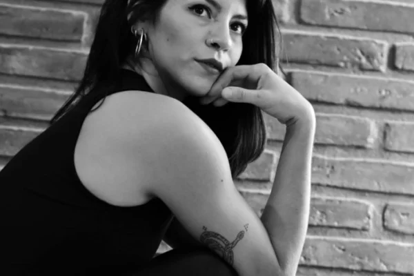 La profesora de acrobacias aéreas Roxana Tobares de Chepes fue contratada para trabajar en China