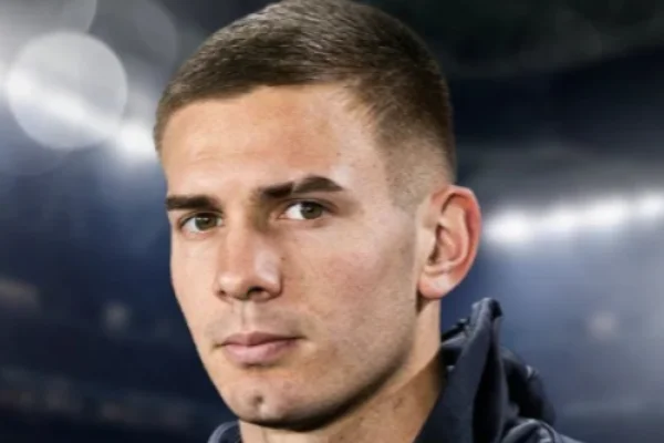 Real Madrid anunció el fichaje de Franco Mastantuono