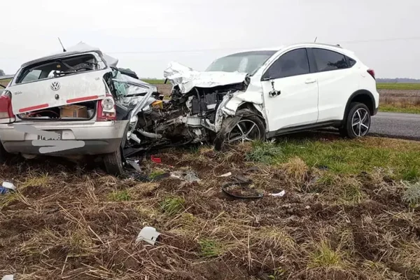 Un médico murió camino al hospital tras un choque frontal