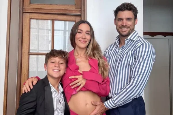 Jimena Barón y Matías Palleiro presentaron a Arturo, su hijo recién nacido