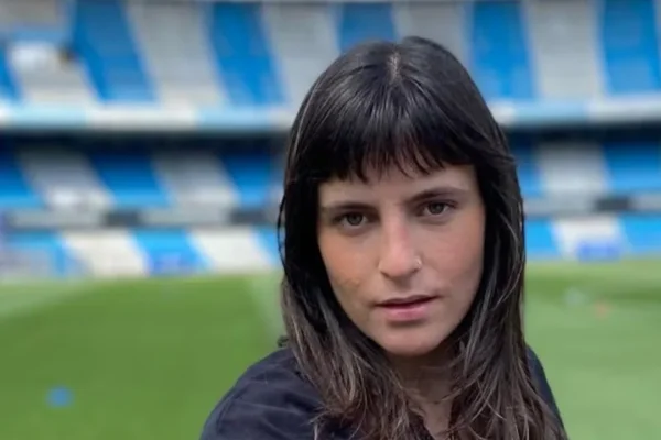 La historia de Lola del Carril, la relatora de DAZN que surgió de un reality de la TV Pública