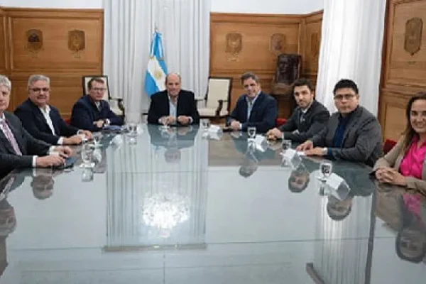 Impuesto a las naftas beneficiaría a provincias