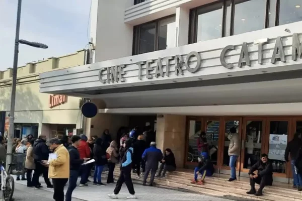 Poncho 2025: arranca este martes la venta de entradas para las siete noches