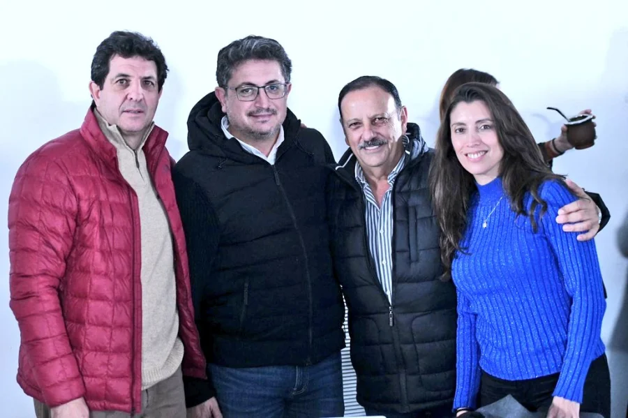 Fernando Rejal, Ricardo Herrera, Ricardo Quintela y Florencia López en la sede de Matheu.