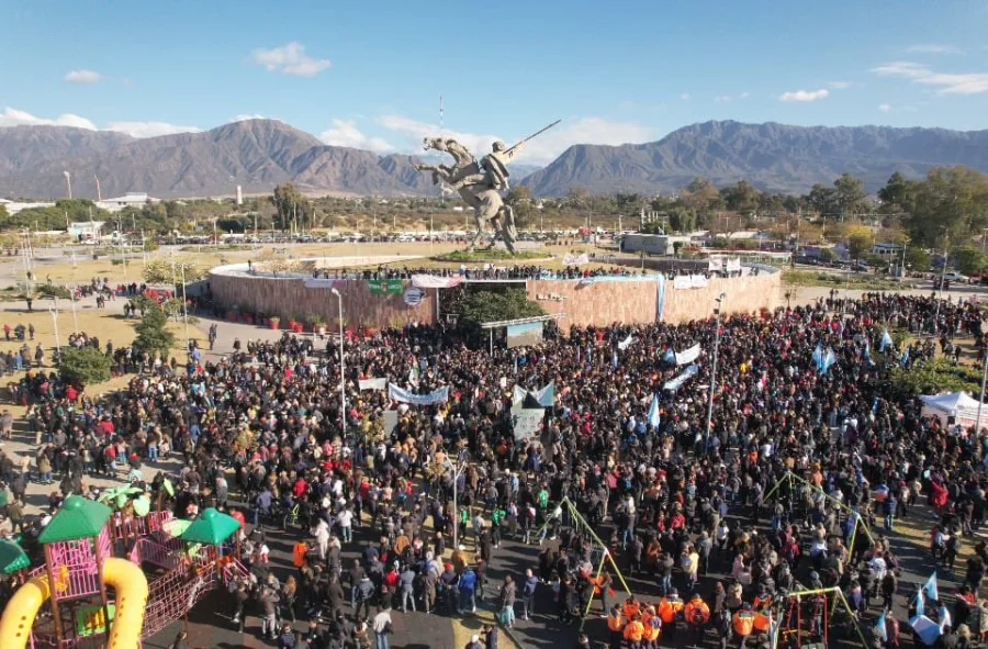 Marcha en apoyo a CFK en La Rioja