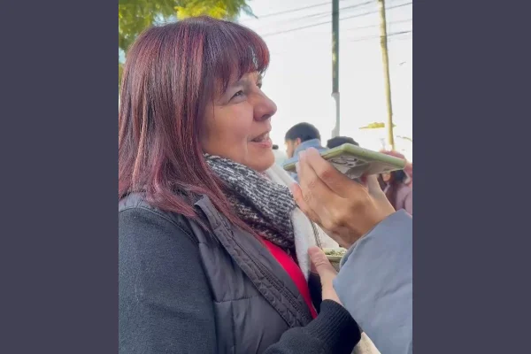 Mónica Díaz Dalbano: “Marchamos por Cristina, la democracia y nuestro porvenir”