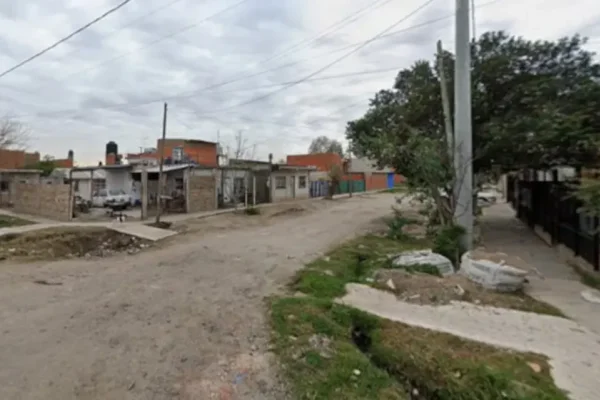 Conmoción en Rafael Castillo: un hombre con esquizofrenia asesinó a su madre con un hacha