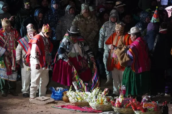 Bolivia recibió el Año Nuevo Andino 5533 con rituales ancestrales y pedidos de unidad y paz