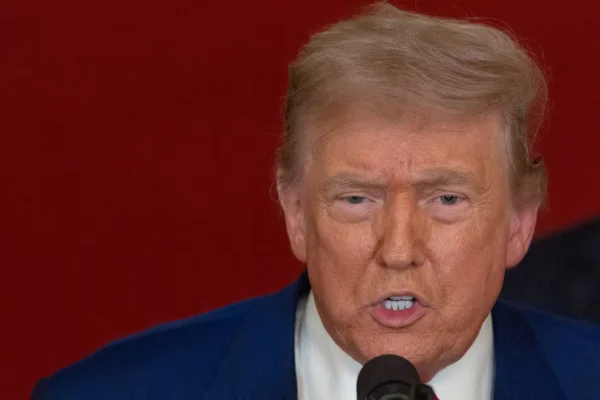 Donald Trump anunció que Israel e Irán acordaron un alto el fuego