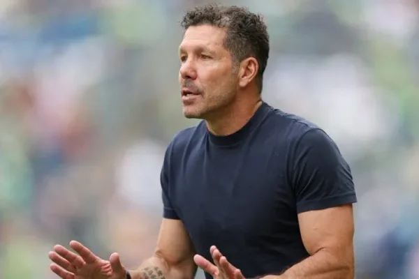 La bronca de los Simeone por el arbitraje: