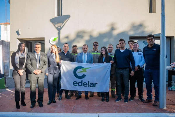 Quintela inauguró nuevas oficinas de EDELaR en Olta