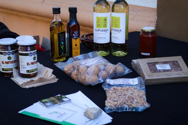 La Rioja promocionó sus rutas y productos turísticos en el Norte de Córdoba