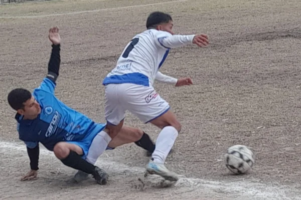 Vélez venció a Alas Argentinas y recuperó el liderazgo de la Zona A