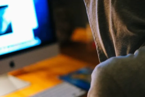 Crecen el 45% las ventas truchas en redes sociales que terminan en asaltos o estafas