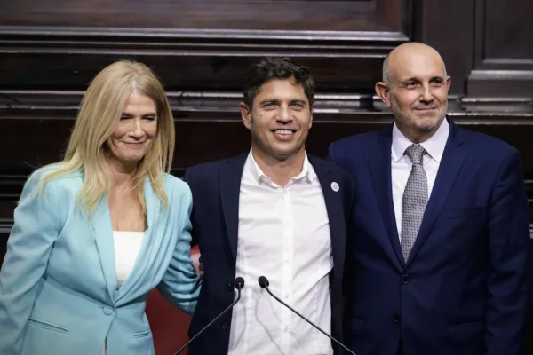 Axel Kicillof, Máximo Kirchner y Sergio Massa acordaron presentar a los candidatos más “competitivos”