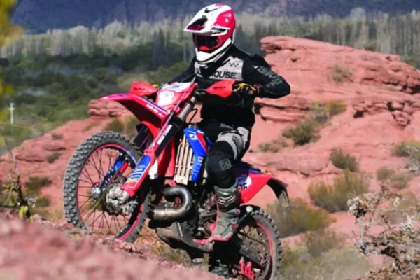 Sanagasta: Diego Llanos se quedó con el primer puesto de la quinta fecha del Campeonato Argentino de Enduro